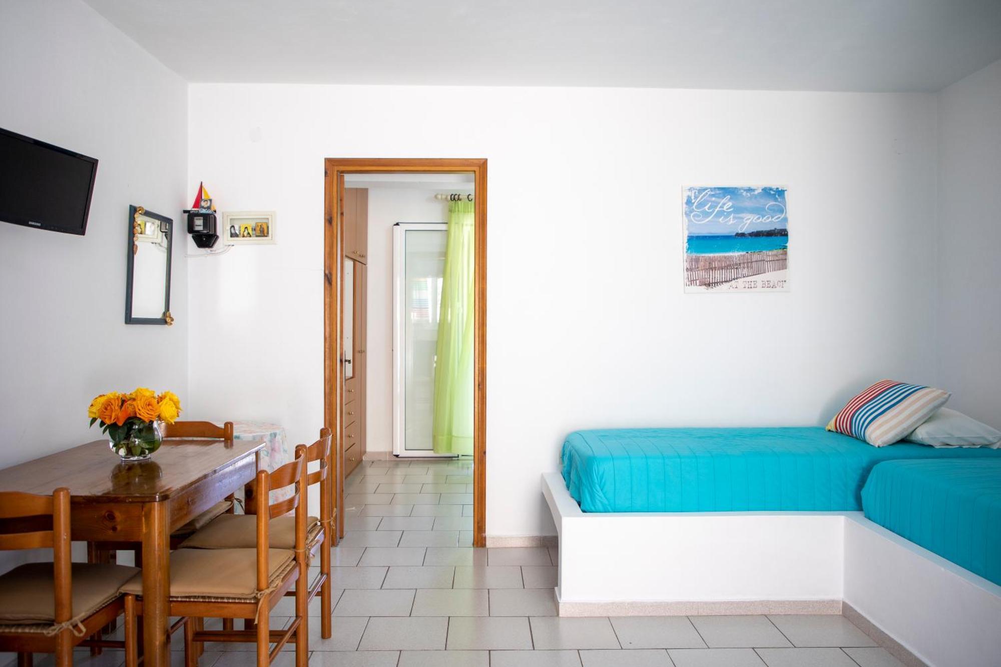 Stefanie Studios Aegina Exterior photo